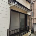 雨戸付きの窓