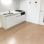 6.6帖のダイニングキッチン (内装)