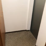 ゆとりのある玄関スペース (居間)