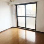 明るい６帖の洋室 (寝室)